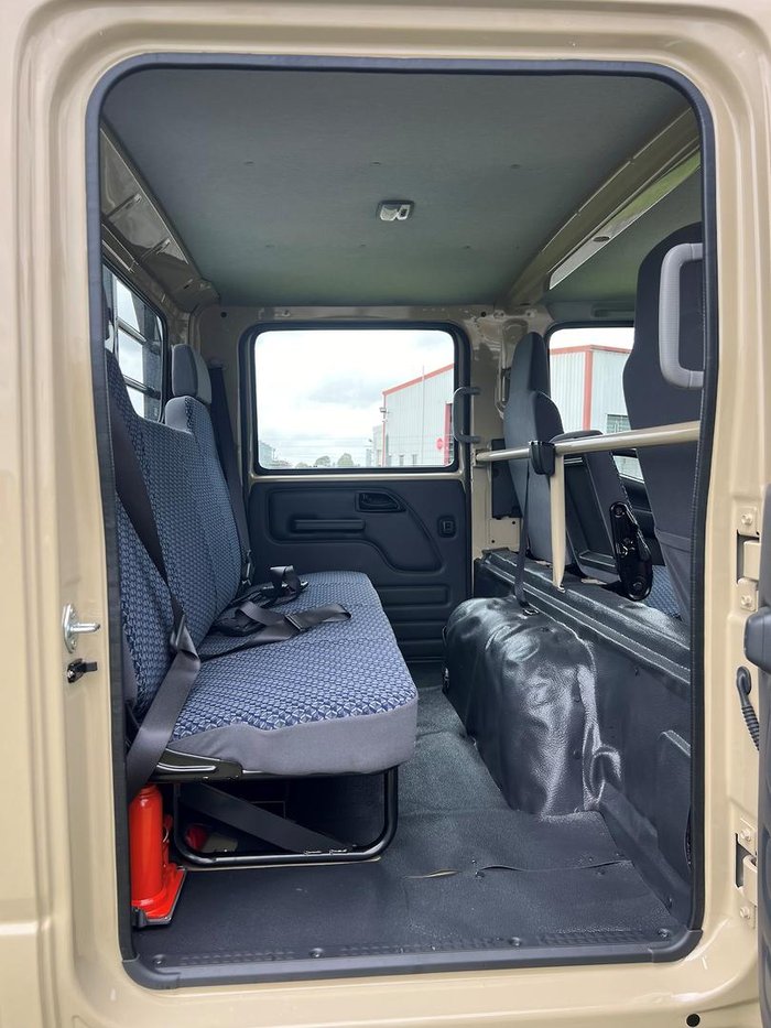 2025 Isuzu N Series NPS 75/45-155 Beige