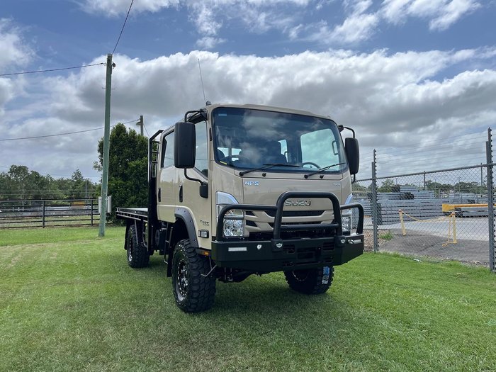 2025 Isuzu N Series NPS 75/45-155 Beige