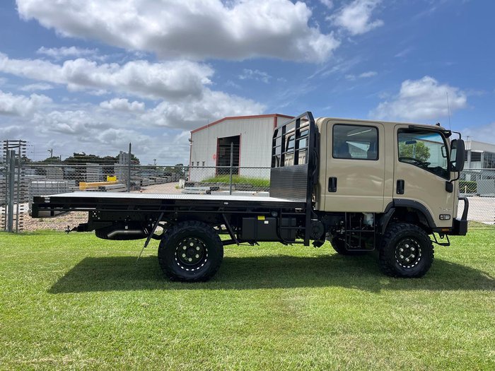 2025 Isuzu N Series NPS 75/45-155 Beige