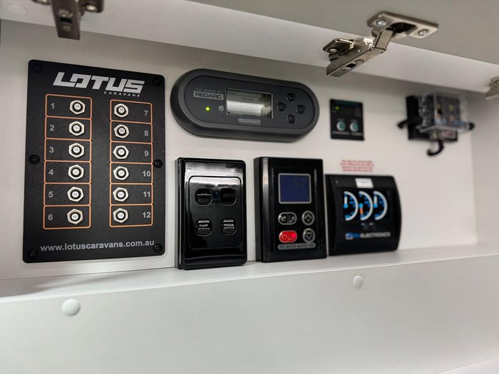 2024 Lotus Caravans Sprint 20'3