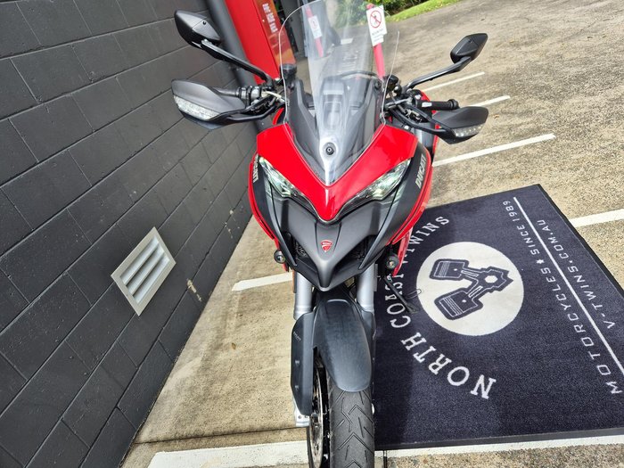2022 Ducati Multistrada V2 S Multistrada Red