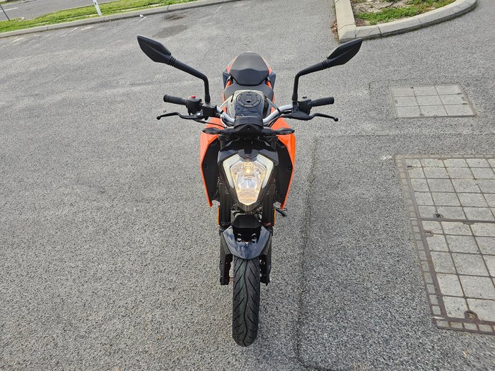 2024 KTM DUKE 200