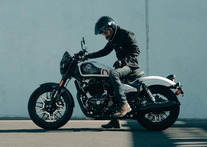 2024 Royal Enfield Shotgun 650 Shotgun Green