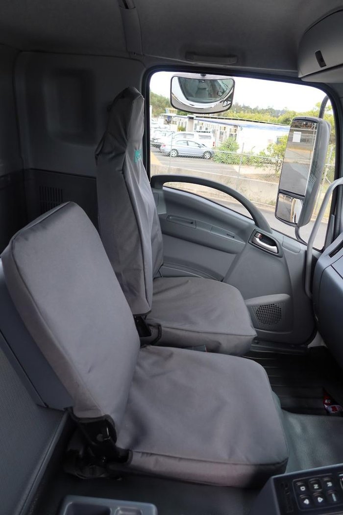 2025 Isuzu F Series FYJ300-350