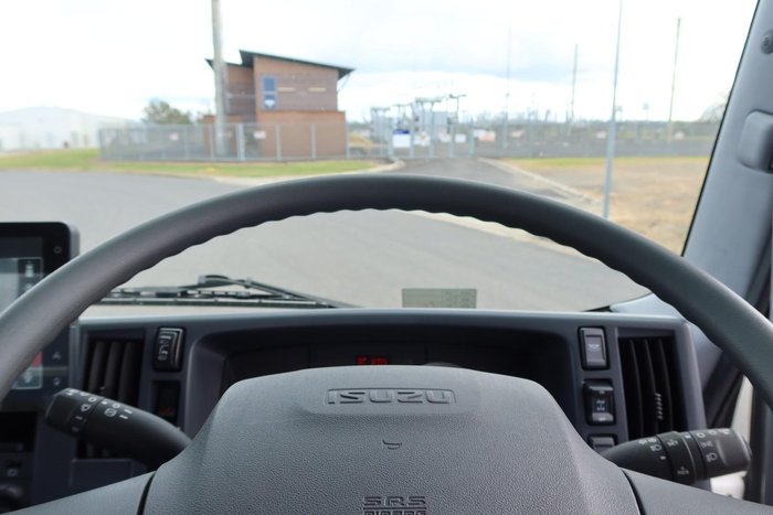 2025 Isuzu F Series FYJ300-350