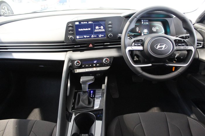 2025 Hyundai i30 Hybrid