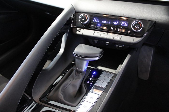 2025 Hyundai i30 Hybrid