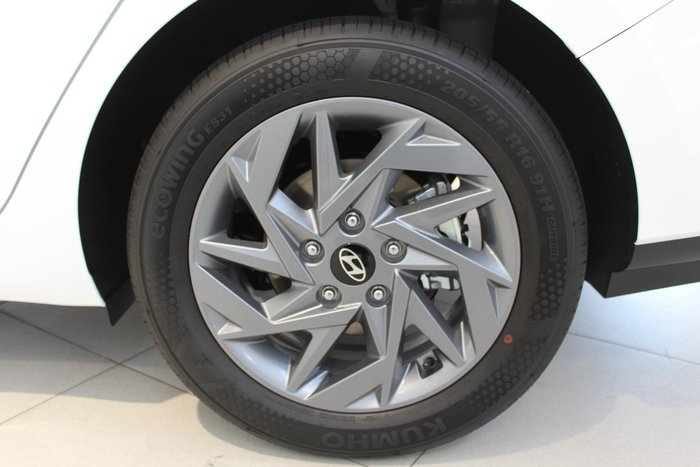 2025 Hyundai i30 Hybrid