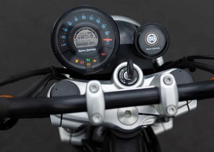 2024 Royal Enfield Super Meteor 650 Meteor Green