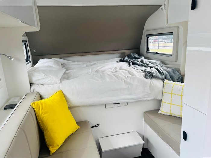 2024 JB Caravans 14' Gator Off Road Hybrid