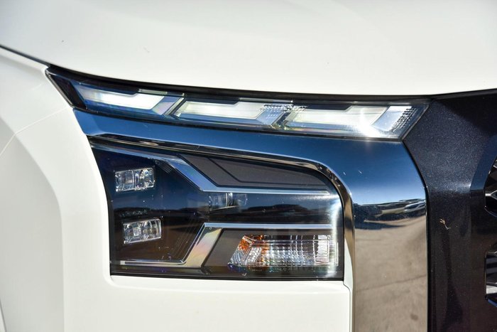 2024 Mitsubishi Triton GLS