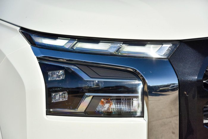 2024 Mitsubishi Triton GLS