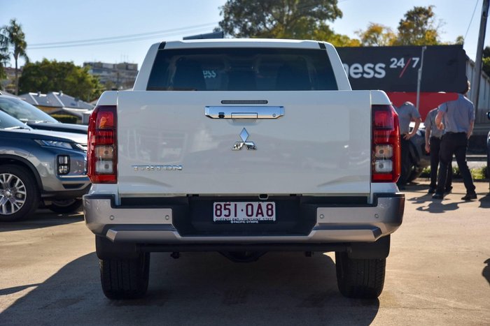 2024 Mitsubishi Triton GLS