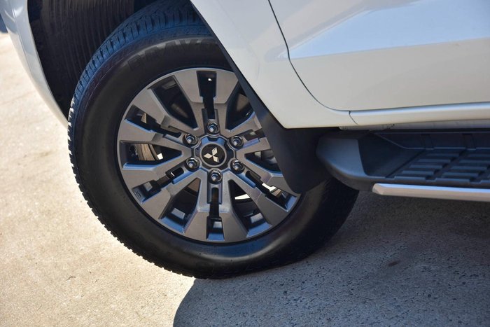 2024 Mitsubishi Triton GLS