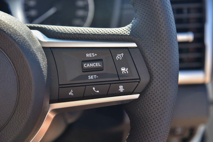 2024 Mitsubishi Triton GLS