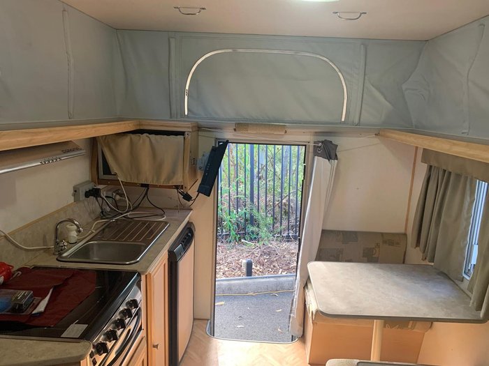 2009 Coromal Compac Single Bed Poptop Caravan