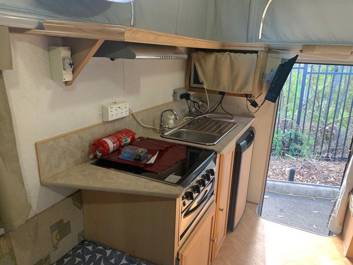 2009 Coromal Compac Single Bed Poptop Caravan