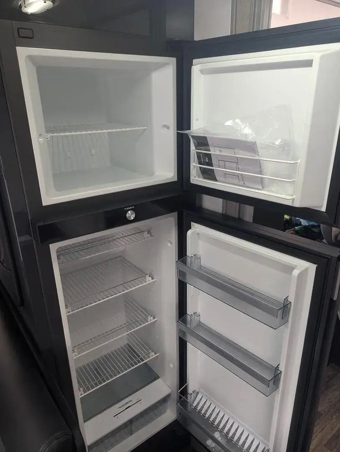 2025 Millard 2024 Millard Mflow 19'6 Family 3 X Bunks