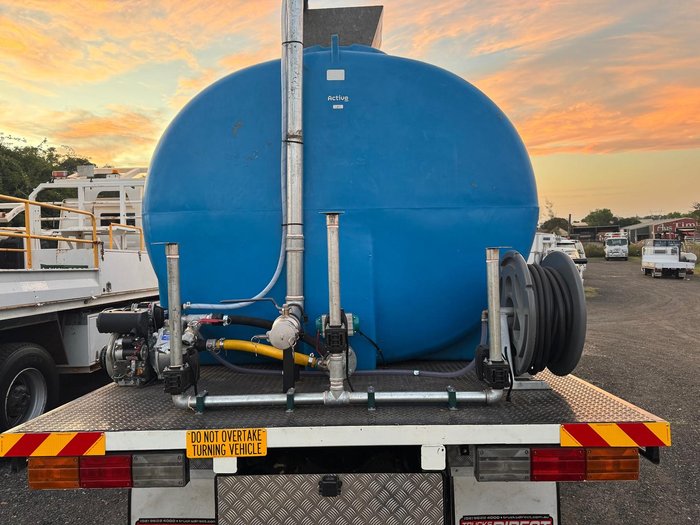 2006 Mack Metro-Liner