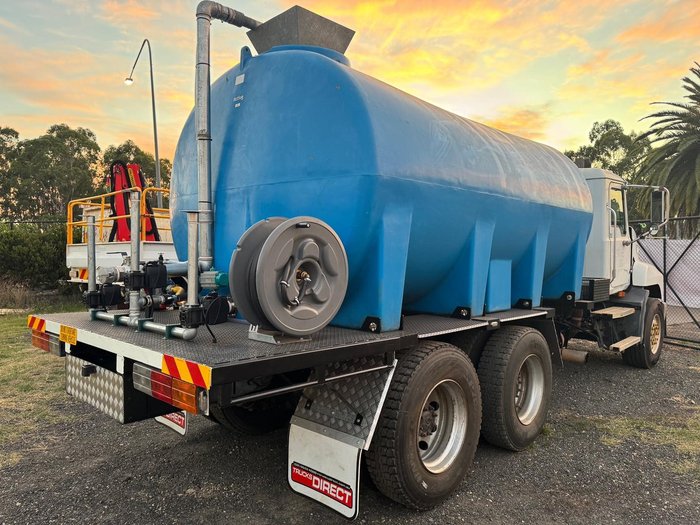 2006 Mack Metro-Liner