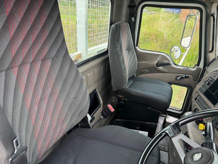 2006 Mack Metro-Liner