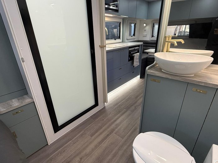 2024 Urban Caravans Tuff 18'6