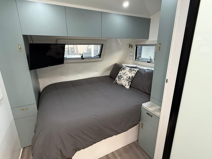 2024 Urban Caravans Tuff 18'6