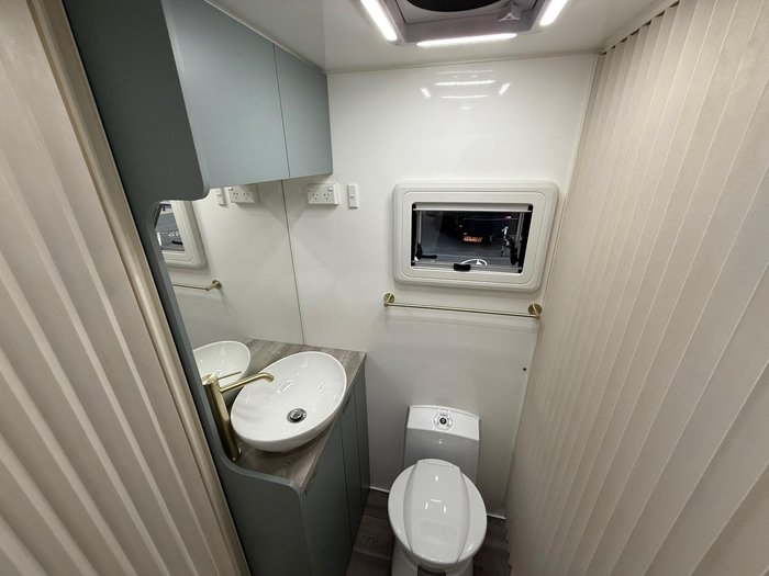 2024 Urban Caravans Tuff 18'6