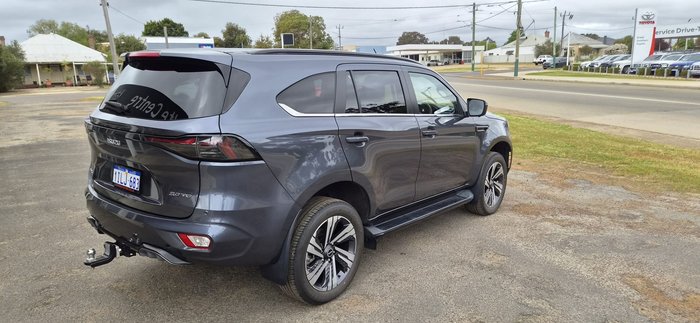 2026 Isuzu MU-X LS-T
