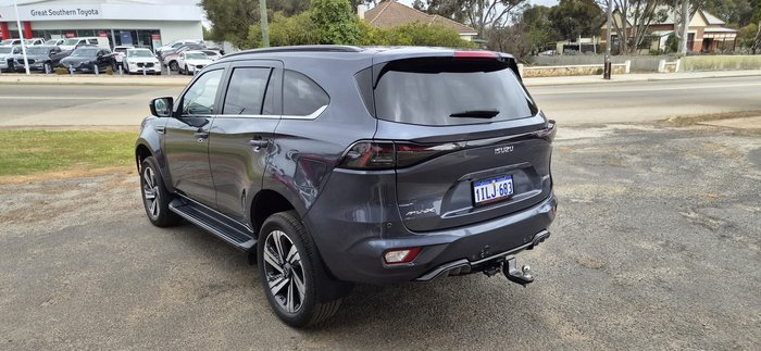 2026 Isuzu MU-X LS-T