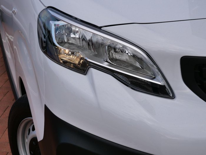 2023 Peugeot Expert Pro
