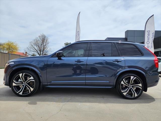 2023 Volvo XC90 Recharge Ultimate T8 Plug-In Hybrid
