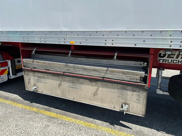 2015 GTB St3 34 Pallet -28 Freezer Double Stacker
