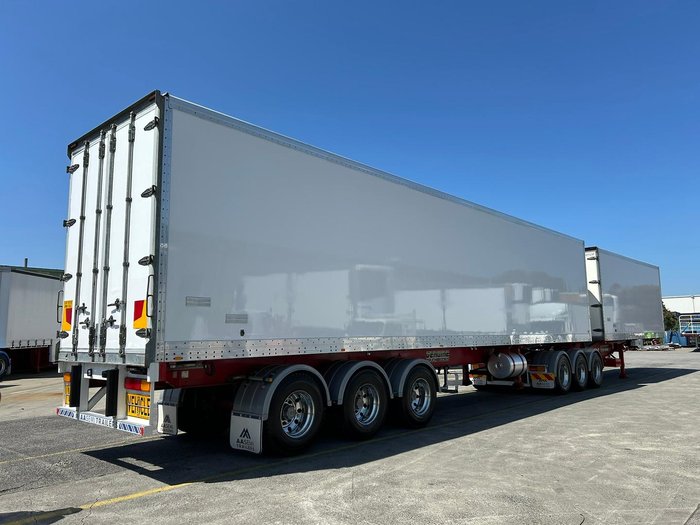 2015 GTB St3 34 Pallet -28 Freezer Double Stacker