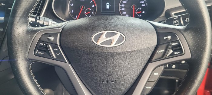 2016 Hyundai Veloster SR Turbo