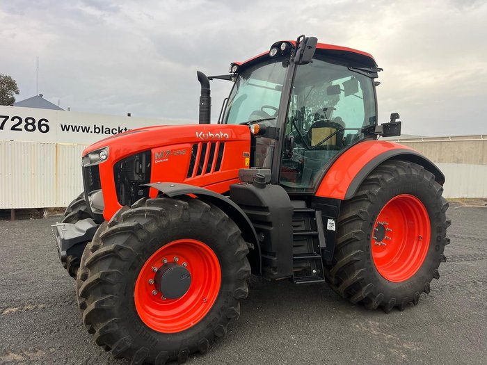 2023 Kubota M7-132 Deluxe