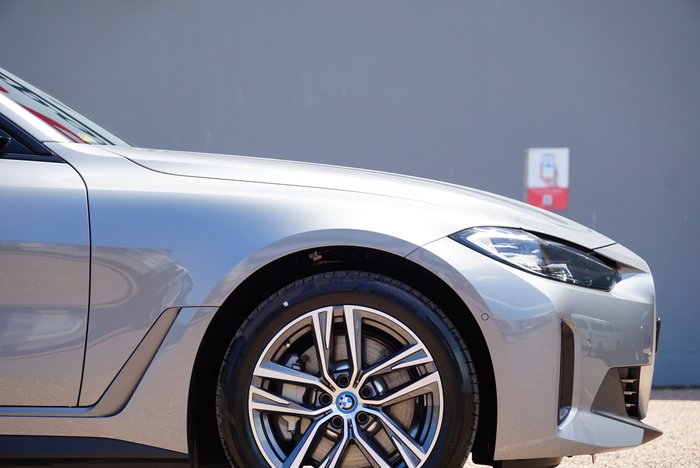 2024 BMW i4 eDrive35