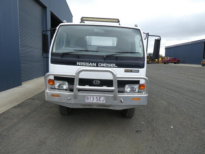 2002 NISSAN Ud Mk 150