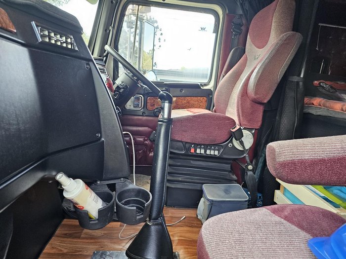 2011 Western Star 4900Fx White