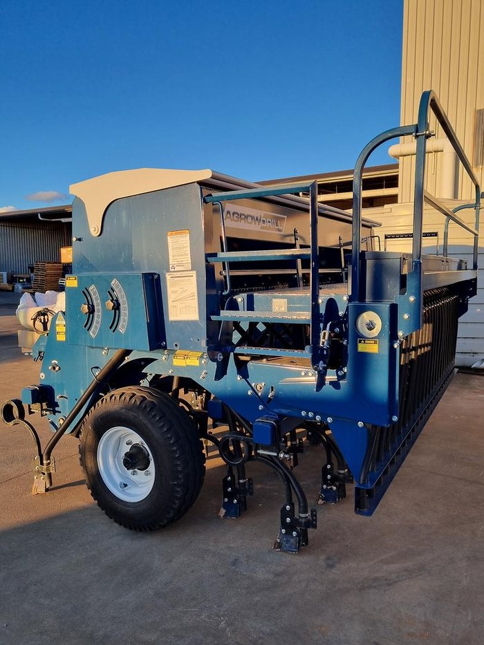 AGROWDRILL AD240