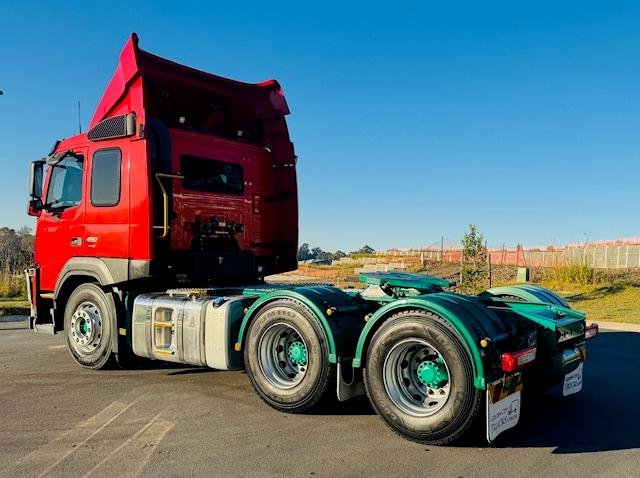 2020 Volvo Fm Series FM11