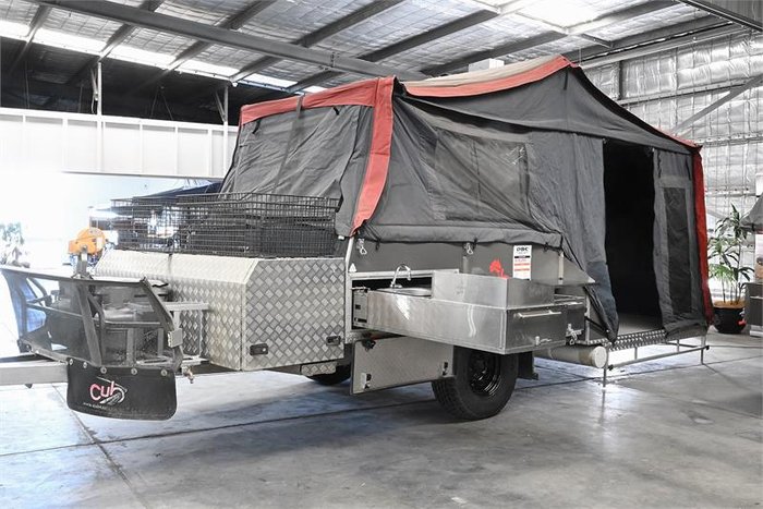 2017 Cub Escape