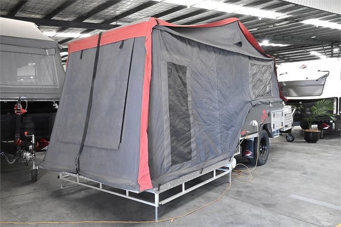 2017 Cub Escape
