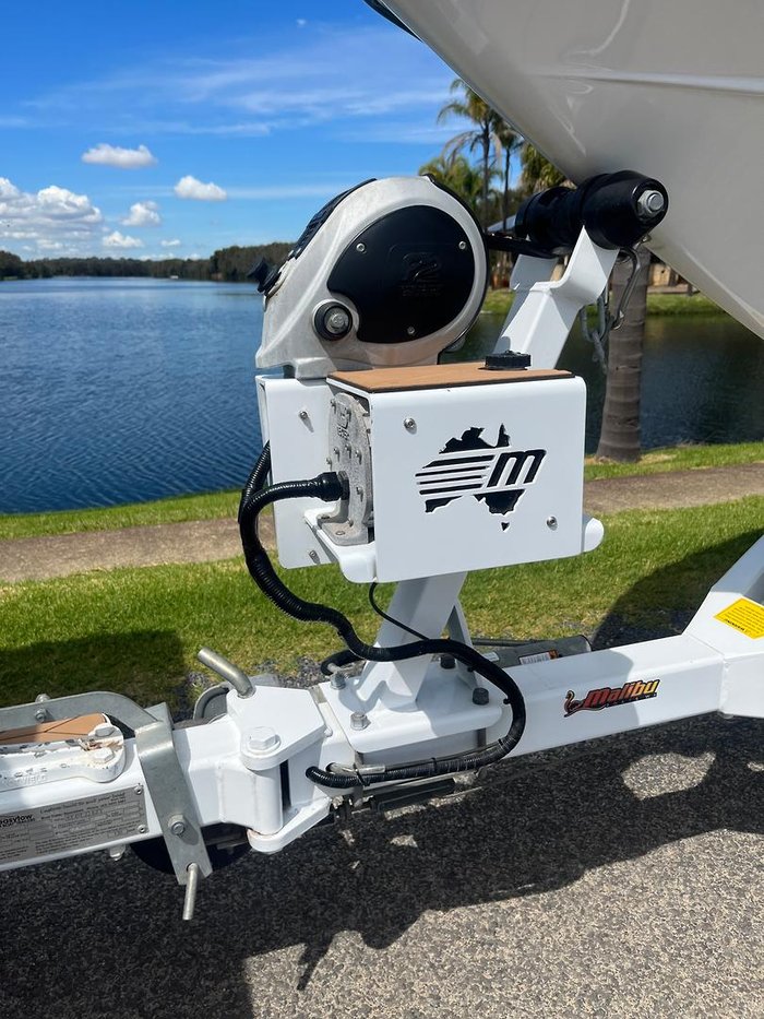 2020 Malibu Wakesetter 20 VTX