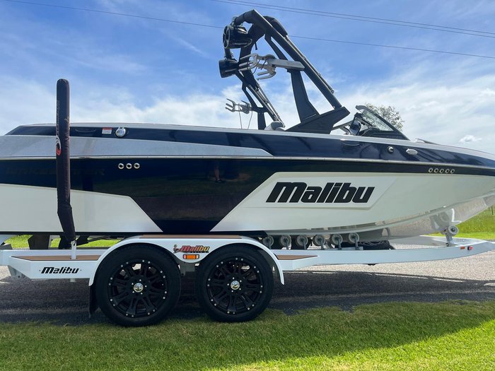 2020 Malibu Wakesetter 20 VTX
