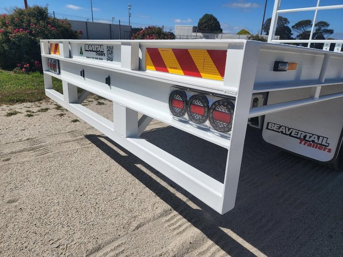 2025 Beavertail Single Axle Pig
