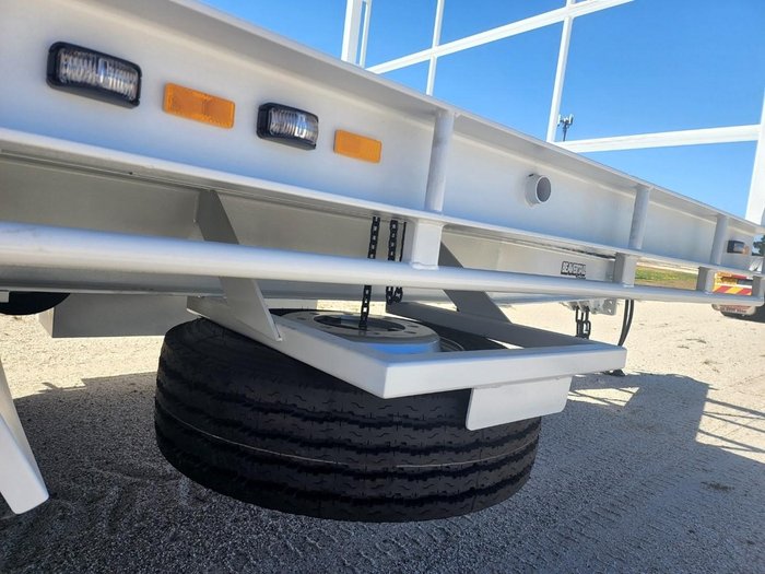 2025 Beavertail Single Axle Pig