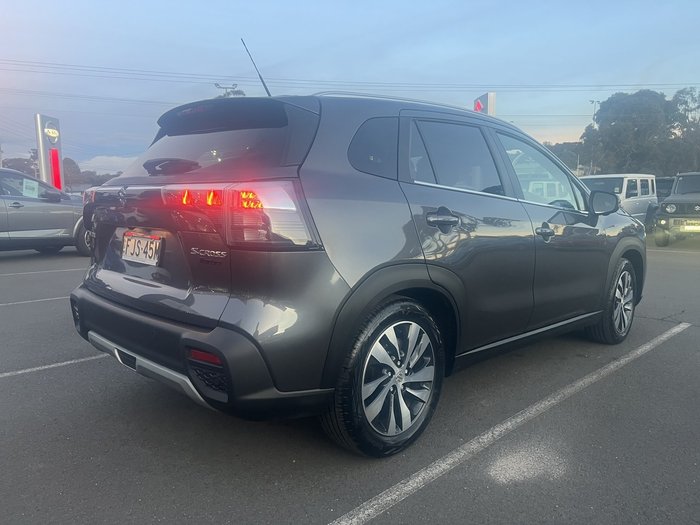 2024 Suzuki S-Cross Plus