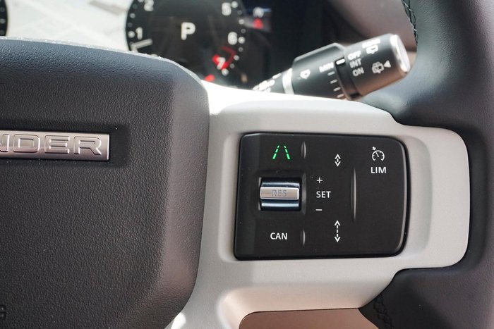 2024 Land Rover Defender 110 P300 S