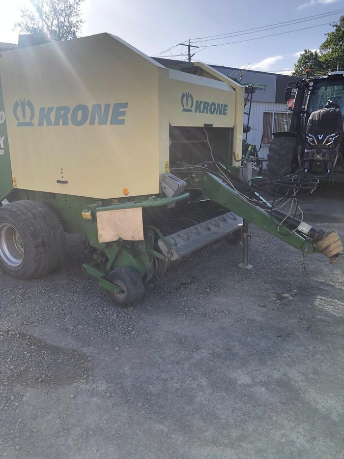 0 Krone Vario Pack 1500 Round Baler